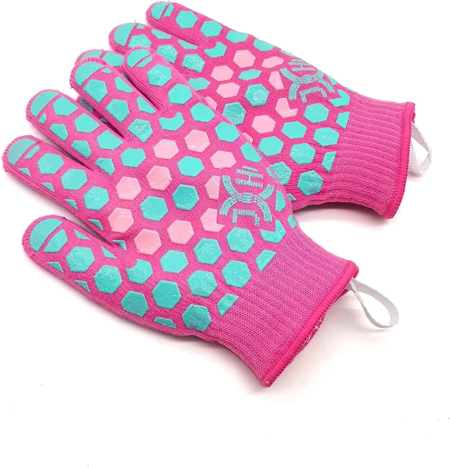 Heat-Defying Kitchen Mitts